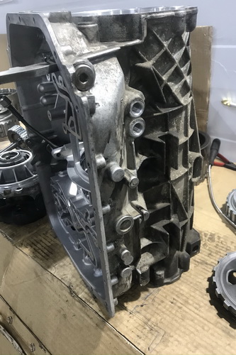 Ремонт АКПП БМВ7 Е38 5HP24 корпус.jpg
